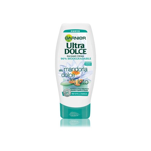 Garnier Balsamo Ultra Dolce Alla Mandorla Dolce E Fiori Di Loto Per Tutti I Tipi Di Capelli 200 Ml